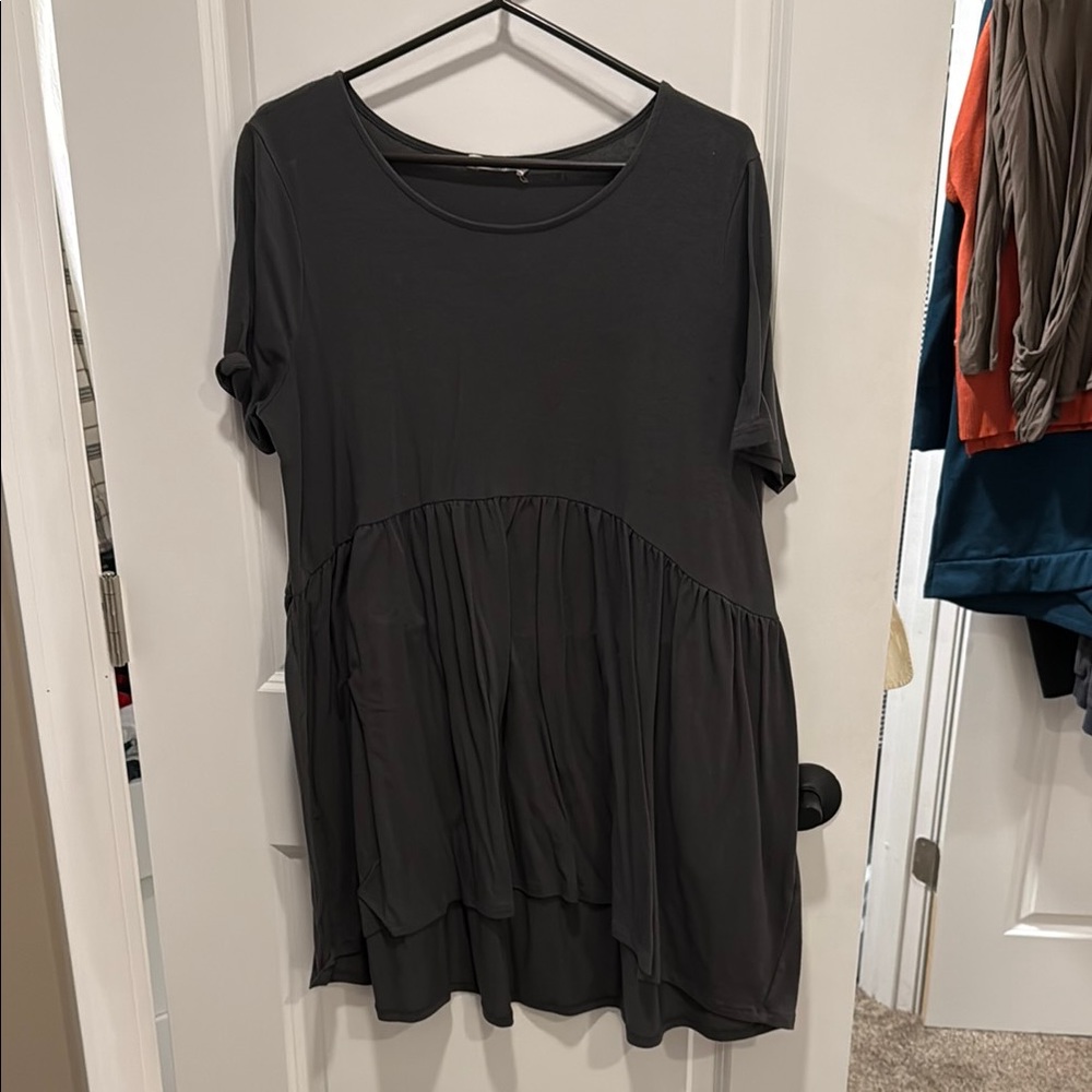 Women's maternity Gray Top